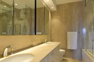 200 E 69th St, New York City, NY 10021 - Photo 3