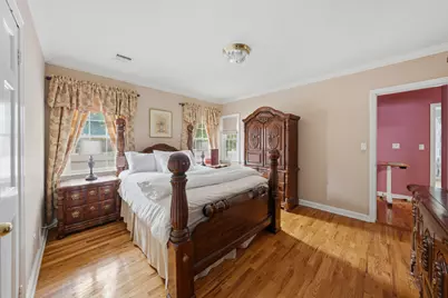1142 Bay 25th Street, New York City, NY 11691 - Photo 9