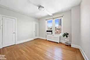17 E 96th St, New York City, NY 10128 - Photo 5