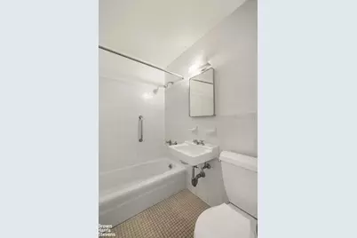 333 Pearl Street #8E, New York City, NY 10038 - Photo 5