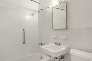 333 Pearl St, New York City, NY 10038 - Photo 5