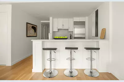 225 E 19th Street #501, New York City, NY 10003 - Photo 5