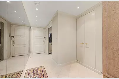 160 Central Park S #1607, New York, NY 10019 - Photo 13