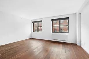 516 W 47th St, New York City, NY 10036 - Photo 3