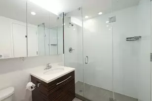 93 Kingsland Ave, Brooklyn, NY 11222 - Photo 7