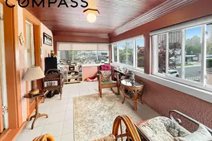 3829 Beach 38th St, New York City, NY 11224 - Photo 17