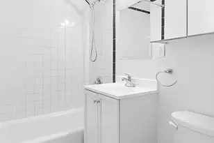 315 22nd St, New York City, NY 11215 - Photo 7