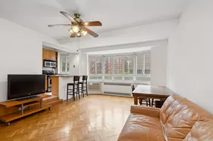 333 W 57th St, New York, NY 10019 - Photo 1