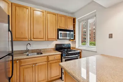 333 W 57th Street #7A, New York, NY 10019 - Photo 3
