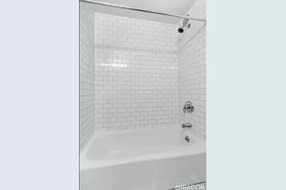 132 E 45th Street #8F, New York City, NY 10017 - Photo 7