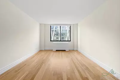 145 W 67th Street #15F, New York City, NY 10023 - Photo 5