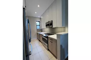 288 W 92nd St, New York City, NY 10025 - Photo 3