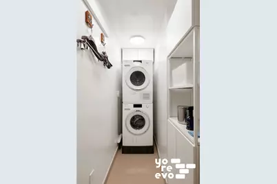140 E 63rd Street #13A, New York City, NY 10065 - Photo 9
