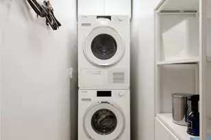 140 E 63rd St, New York City, NY 10065 - Photo 9
