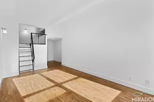 43 W 16th St, New York City, NY 10011 - Photo 3