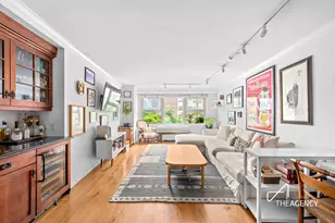 305 E 24th St, New York City, NY 10010 - Photo 1