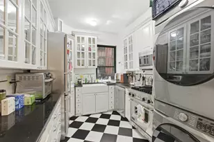 31 Tiemann Pl, New York City, NY 10027 - Photo 7