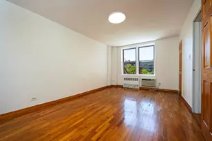 525 Ocean Pkwy, New York City, NY 11218 - Photo 19