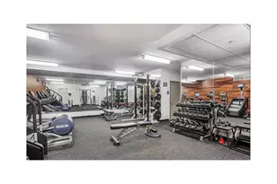 21-45 44th Dr, New York City, NY 11101 - Photo 9