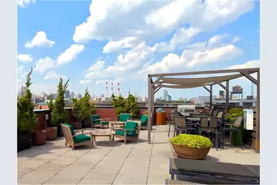 21-45 44th Drive #4I, New York City, NY 11101 - Photo 7