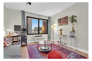 21-45 44th Dr, Long Island City, NY 11101 - Photo 1