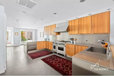 131 W 95th Street, New York City, NY 10025 - Photo 5