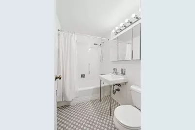 25 Sutton Place S #1R, New York City, NY 10022 - Photo 7