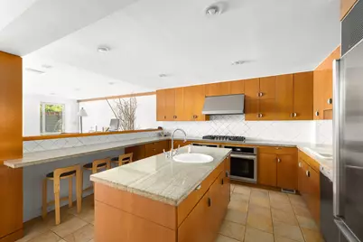 327 E 18th Street, New York City, NY 10003 - Photo 15