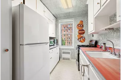 112-20 72nd Drive #C27, New York City, NY 11375 - Photo 3