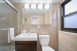 220 E 57th St, New York City, NY 10022 - Photo 17