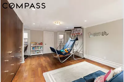304 E 82nd Street, New York, NY 10028 - Photo 15