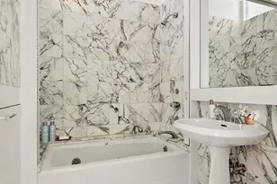 39 Plaza St W, New York City, NY 11217 - Photo 9