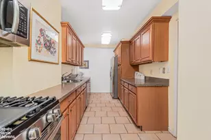 2711 Henry Hudson Pkwy, New York City, NY 10463 - Photo 21
