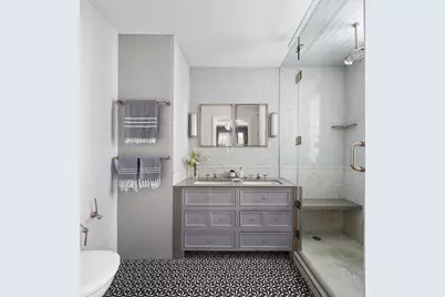 7 Gracie Square #2/3CD, New York City, NY 10028 - Photo 5