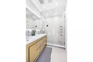 2648 E 64th St, New York City, NY 11234 - Photo 21