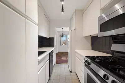 420 E 72nd Street #15L, New York City, NY 10021 - Photo 3