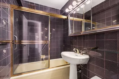 420 E 72nd Street #15L, New York City, NY 10021 - Photo 7