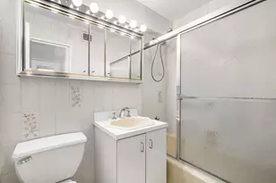 420 E 72nd St, New York City, NY 10021 - Photo 5