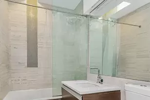 44-15 Purves St, New York City, NY 11101 - Photo 11