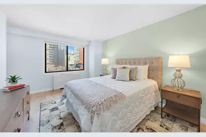 345 E 73rd Street #9B, New York City, NY 10021 - Photo 5