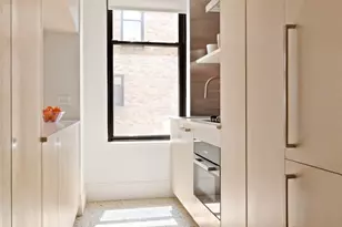 200 W 86th St, New York City, NY 10024 - Photo 5
