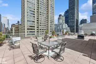 201 E 37th St, New York City, NY 10016 - Photo 11