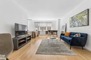 201 E 37th St, New York City, NY 10016 - Photo 1
