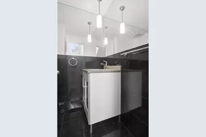 77-15 Kew Forest Lane, New York City, NY 11375 - Photo 9