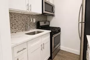 210 E 63rd St, New York City, NY 10065 - Photo 17
