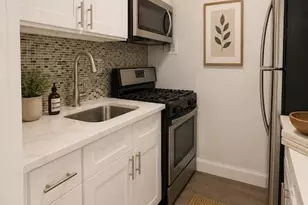 210 E 63rd St, New York City, NY 10065 - Photo 5