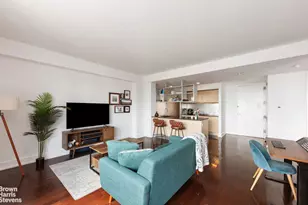 350 W 42nd St, New York City, NY 10036 - Photo 3