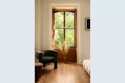 428 W 20th Street #2, New York City, NY 10011 - Photo 3