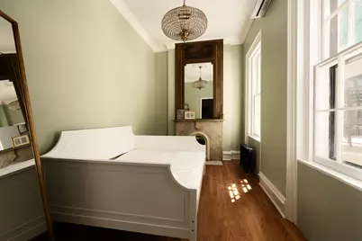 428 W 20th Street #2, New York City, NY 10011 - Photo 9