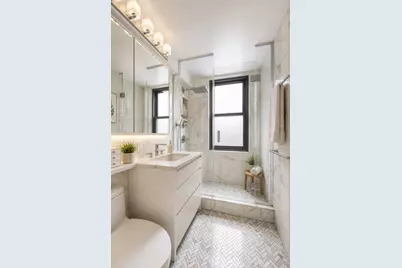 2025 Broadway #17A, New York, NY 10023 - Photo 5